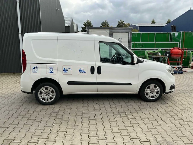 Fiat doblò cargo 1.6 multijet jtd bedrijfswagen - afbeelding 27 van  30