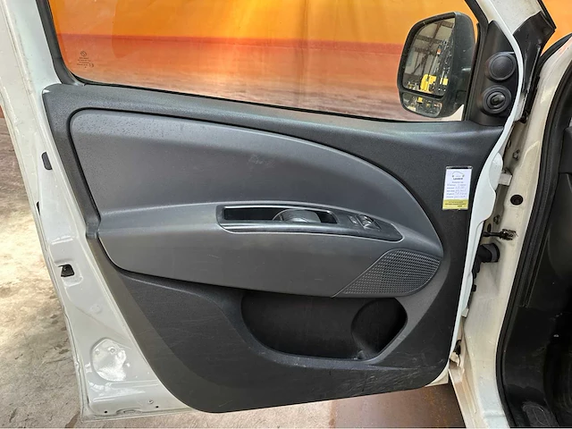 Fiat doblò cargo 2015 benzine - afbeelding 8 van  37