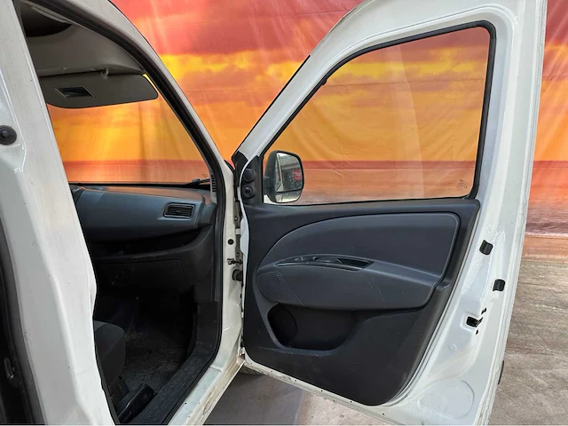 Fiat doblò cargo 2015 benzine - afbeelding 16 van  37