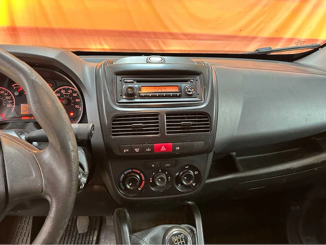 Fiat doblò cargo 2015 benzine - afbeelding 20 van  37