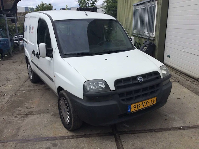 Fiat doblò personenauto - afbeelding 8 van  12