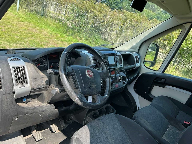 Fiat ducato bedrijfswagen/glasresteelwagen - afbeelding 2 van  32