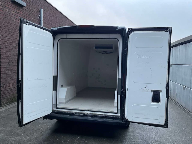 Fiat ducato koelwagen - bedrijfswagen (schade) - afbeelding 11 van  13