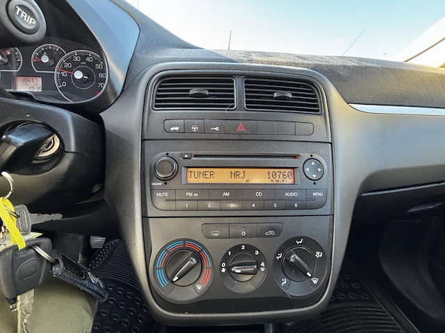 Fiat grande punto 1 4i 8v active,2008 - afbeelding 3 van  21