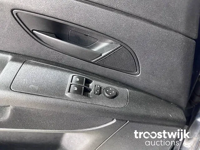 Fiat grande punto 1.3 m-jet actual, 05-nnh-5 - afbeelding 12 van  19