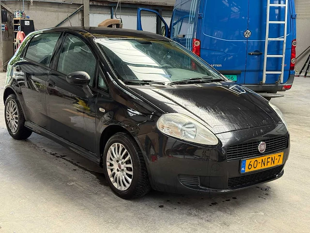 Fiat grande punto 1.3 m-jet actual , 60-nfn-7 - afbeelding 4 van  11