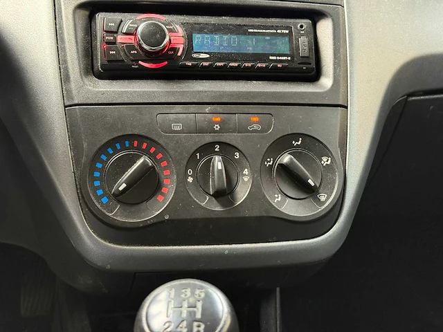 Fiat grande punto 1.3 m-jet actual , 60-nfn-7 - afbeelding 2 van  11