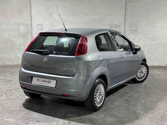 Fiat grande punto 1.4-16v sportsound plus 95pk 2006, 31-tl-lt - afbeelding 3 van  37