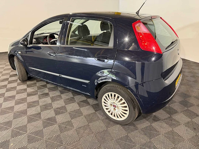 Fiat grande punto 1.4 active, 98-gfv-9 - afbeelding 11 van  18