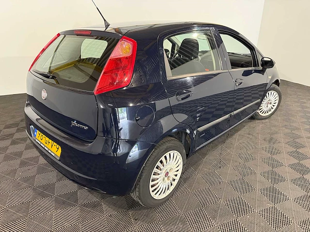 Fiat grande punto 1.4 active, 98-gfv-9 - afbeelding 14 van  18