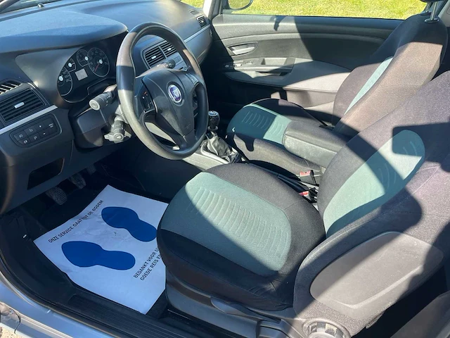 Fiat grande punto 1.4 dynamic, 60-zf-kp - afbeelding 2 van  19