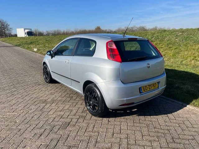 Fiat grande punto 1.4 dynamic, 60-zf-kp - afbeelding 14 van  19