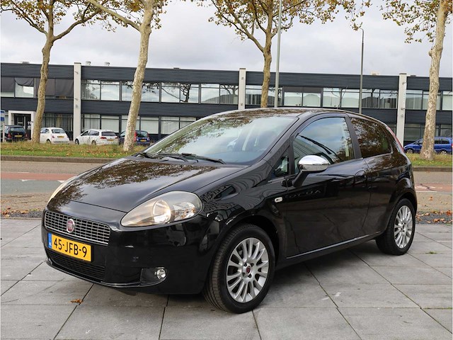 Fiat grande punto 1.4 nero bianco, 2009, 45-jfb-9 - afbeelding 9 van  25