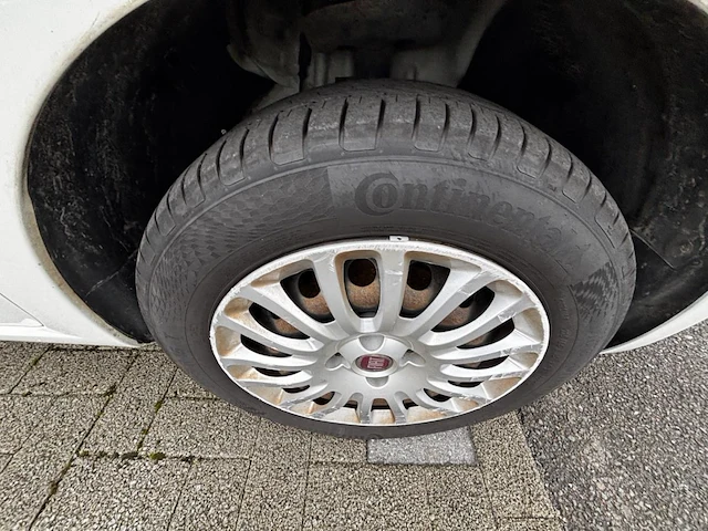 Fiat grande punto actual, 2013 - afbeelding 13 van  29