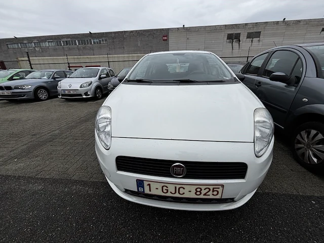 Fiat grande punto actual, 2013 - afbeelding 12 van  29