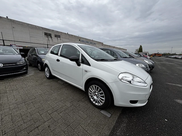 Fiat grande punto actual, 2013 - afbeelding 23 van  29