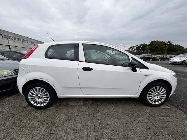 Fiat grande punto actual, 2013 - afbeelding 24 van  29