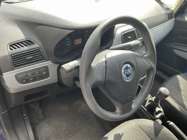 Fiat grande punto - afbeelding 4 van  26