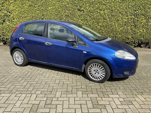 Fiat grande punto - afbeelding 1 van  26