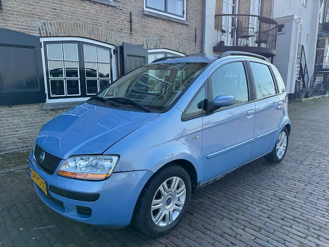 Fiat idea 1.4-16v clima emotion 04-pg-zz - afbeelding 1 van  18