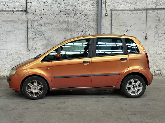 Fiat idea 1.4-16v dynamic 95pk 2004, 49-pp-nb - afbeelding 19 van  30