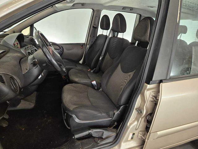 Fiat multipla 1.6-16v natural power active+ ; 38zjfh - afbeelding 12 van  16