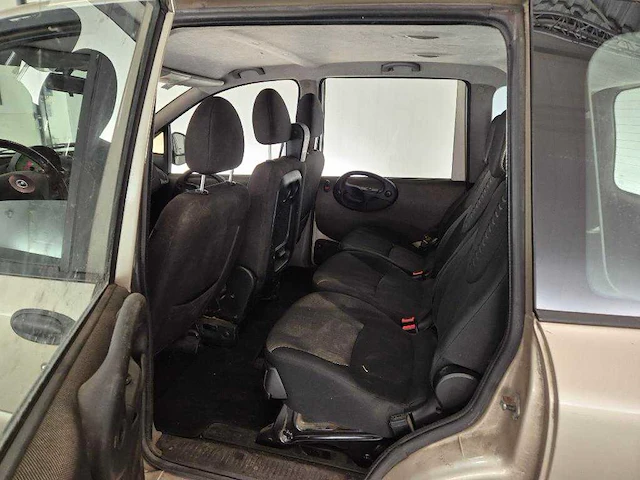 Fiat multipla 1.6-16v natural power active+ ; 38zjfh - afbeelding 13 van  16