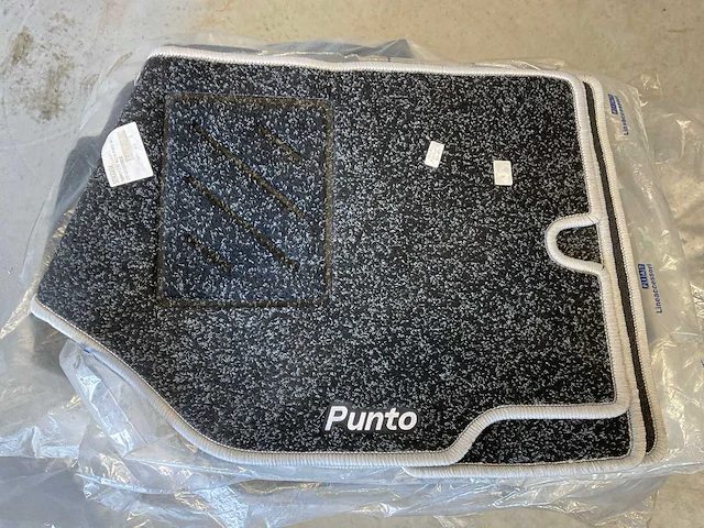 Fiat multipla, seccento, idea, punto, cllysse auto matten set (13x) - afbeelding 4 van  6