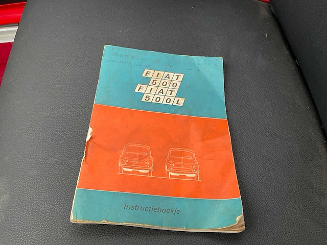 Fiat nuova 500 oldtimer - afbeelding 25 van  31
