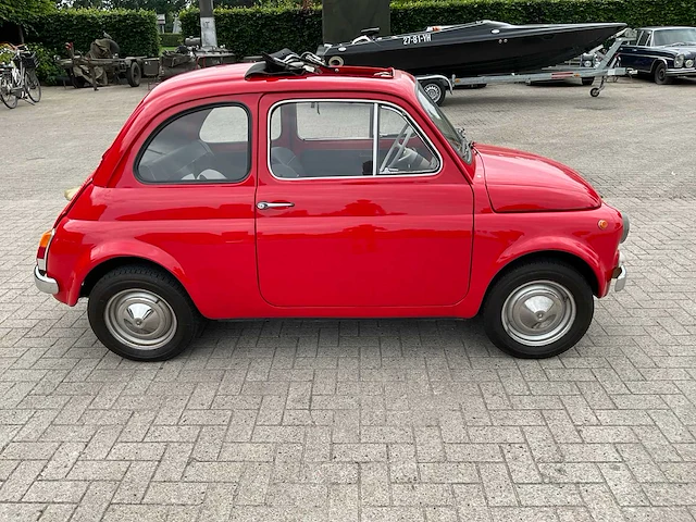 Fiat nuova 500 oldtimer - afbeelding 26 van  31