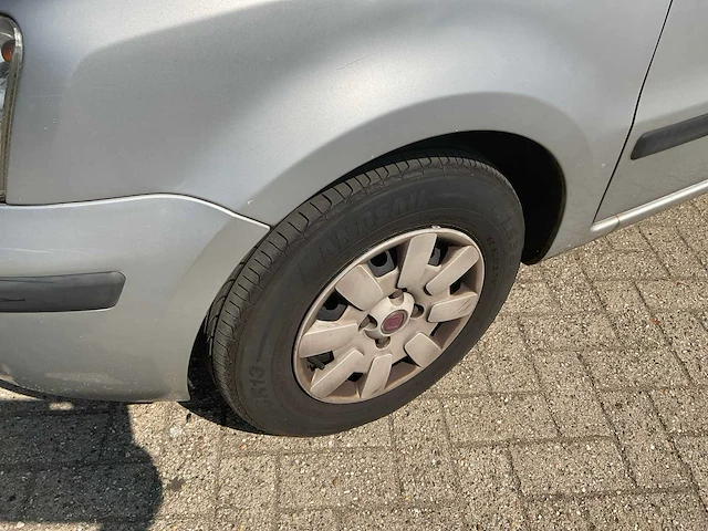 Fiat panda 04-krv-6 - afbeelding 14 van  28