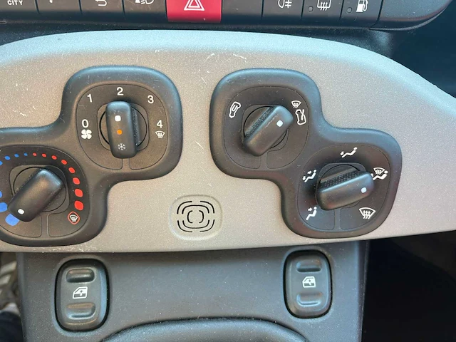 Fiat panda 0.9 twinair cng edizione cool, 2-sgg-01 - afbeelding 11 van  21
