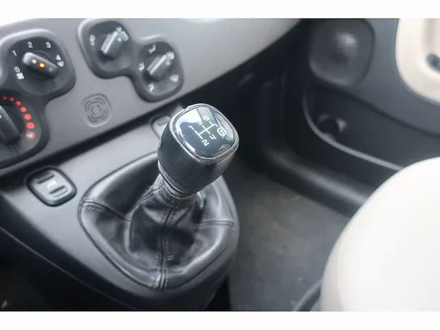 Fiat panda 0.9 twinair lounge, 85-zvg-7 - afbeelding 3 van  16