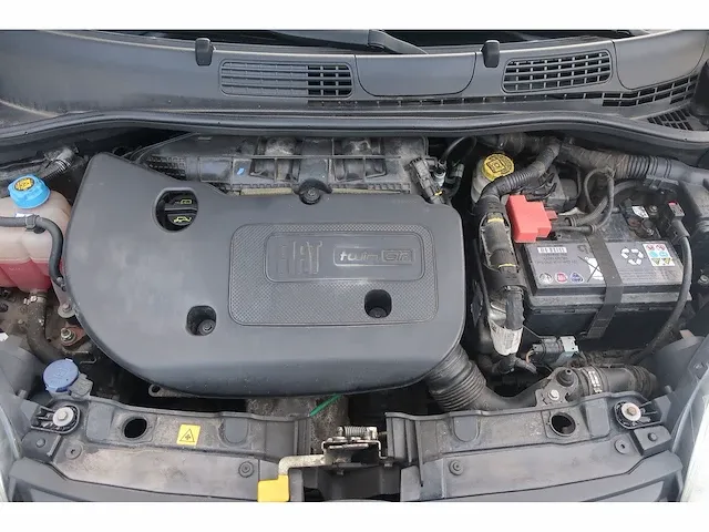 Fiat panda 0.9 twinair lounge, 85-zvg-7 - afbeelding 4 van  16