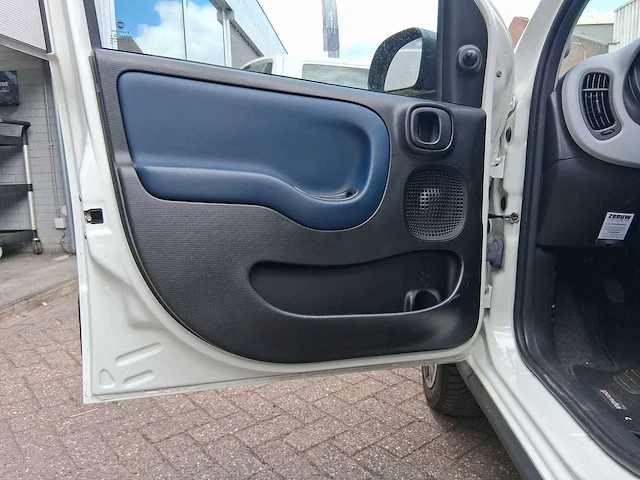 Fiat panda 1.0 hybrid city cross car 2022 | p-527-gg - afbeelding 5 van  29