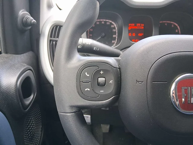 Fiat panda 1.0 hybrid city cross car 2022 | p-527-gg - afbeelding 9 van  29