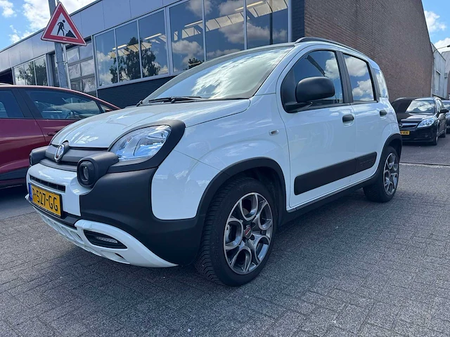 Fiat panda 1.0 hybrid city cross car 2022 | p-527-gg - afbeelding 1 van  29
