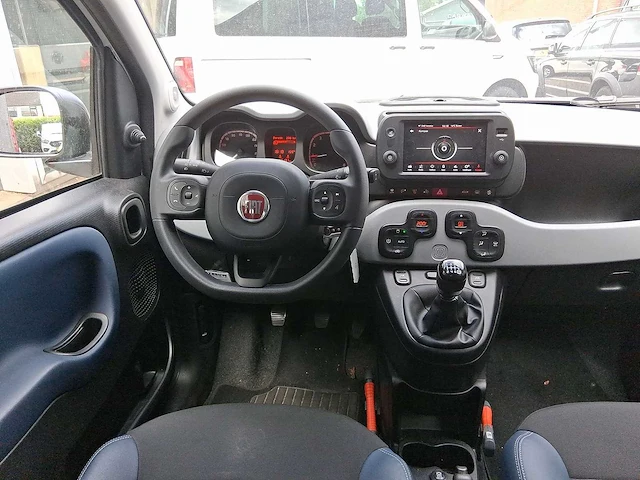 Fiat panda 1.0 hybrid city cross car 2022 | p-527-gg - afbeelding 19 van  29
