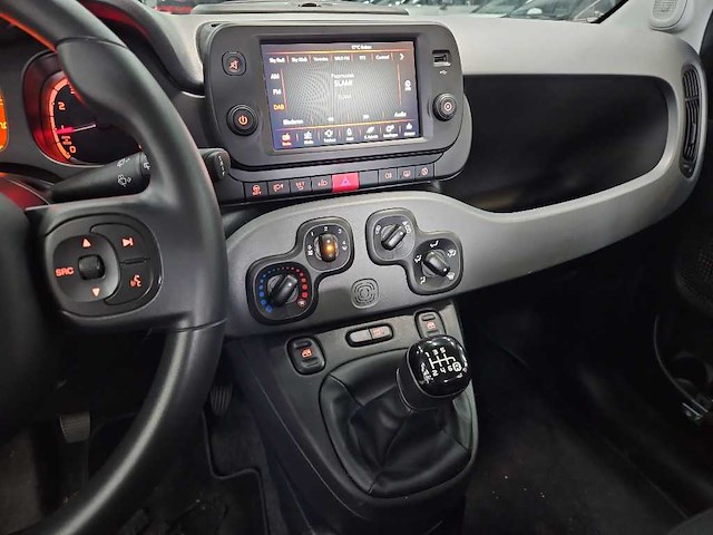 Fiat panda 1.0 hybrid city life 2022 | r-045-fl - afbeelding 4 van  27
