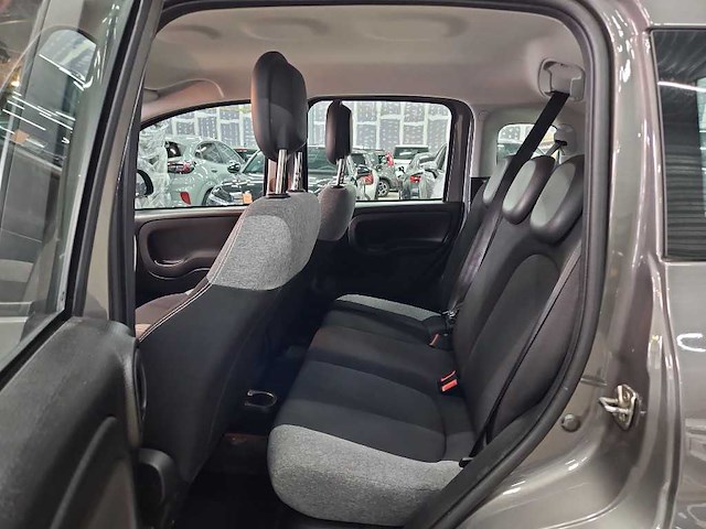 Fiat panda 1.0 hybrid city life 2022 | r-360-hk - afbeelding 9 van  24