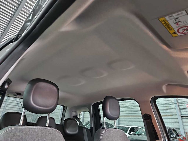 Fiat panda 1.0 hybrid city life 2022 | r-360-hk - afbeelding 23 van  24