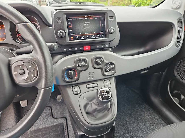 Fiat panda 1.0 hybrid city life 2022 | r-415-fr - afbeelding 2 van  24