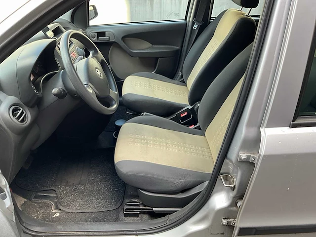Fiat panda 1.2 - personenauto - afbeelding 9 van  14
