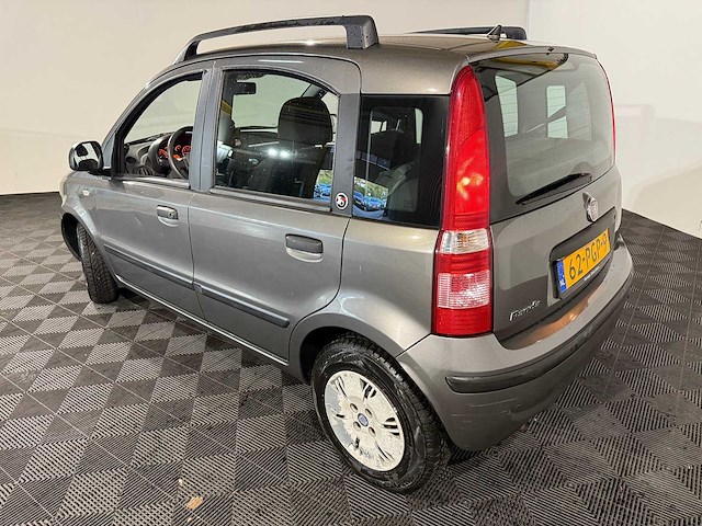 Fiat panda 1.2 celebration, 62-pgp-9 - afbeelding 10 van  17