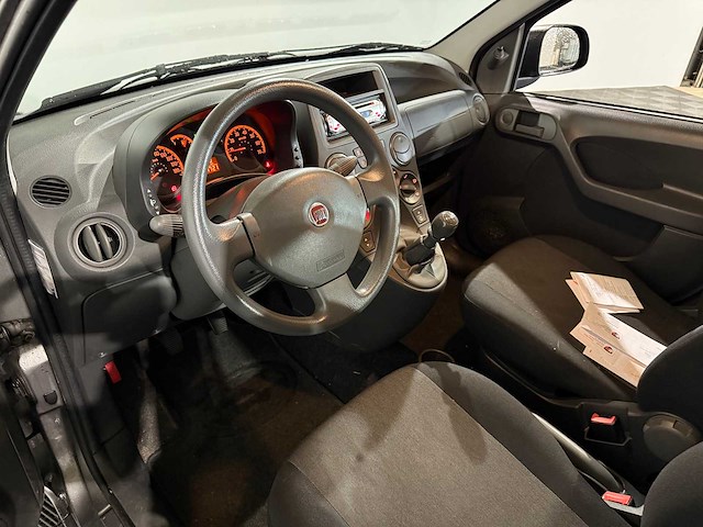 Fiat panda 1.2 celebration, 62-pgp-9 - afbeelding 16 van  17