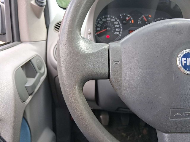 Fiat panda 1.2 dynamic 2005 | 79-rf-hp - afbeelding 16 van  25