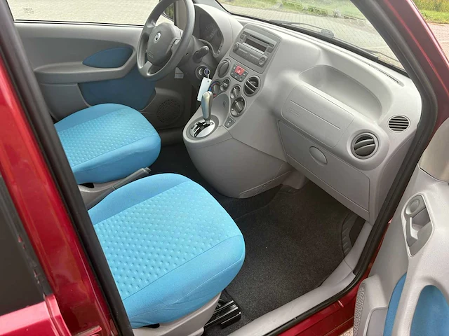 Fiat panda 1.2 navigator automaat, 52-sf-bb - afbeelding 10 van  21