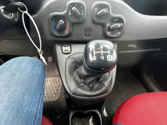 Fiat panda 1.2i pop 69, 2014 - afbeelding 3 van  27