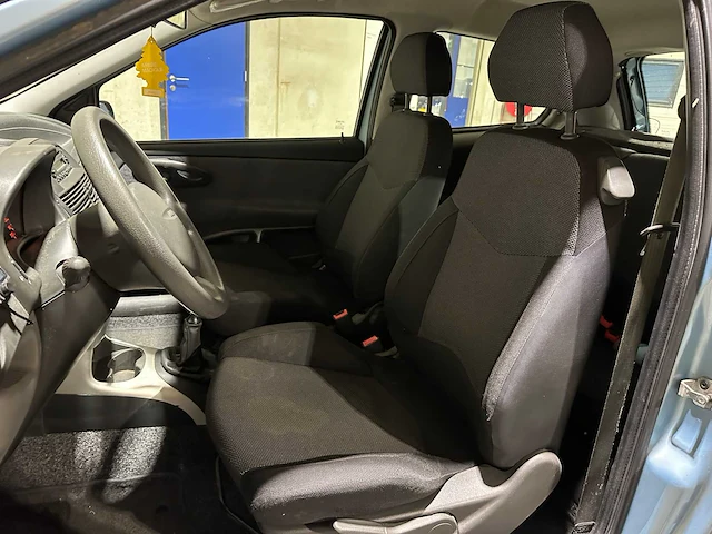 Fiat punto 1.2 go! 60pk 2002, 26-jp-lg - afbeelding 21 van  35