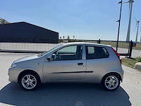 Fiat punto 1.2 navigator airco 73-rz-lb - afbeelding 11 van  15